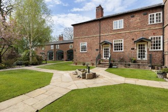 A charming Hidden Gem on Birtles Lane, Over Alderley