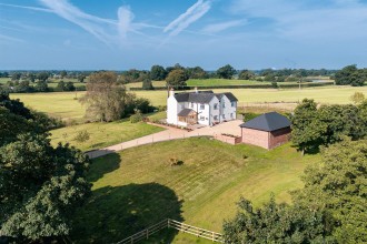 A Charming Farmhouse on Smithy Lane, Hulme Walfield