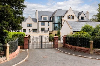 Penthouse Apartment on Brook Lane, Alderley Edge