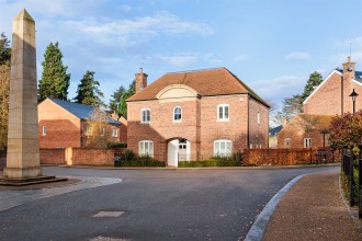 Serpentine Square, Nether Alderley