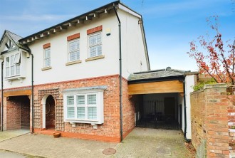 Moss Lane, Alderley Edge