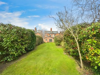 Knutsford Road, Alderley Edge