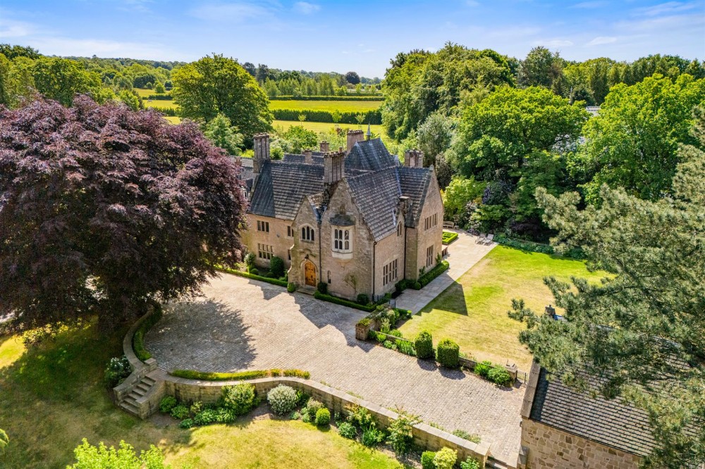 Macclesfield Road, Alderley Edge