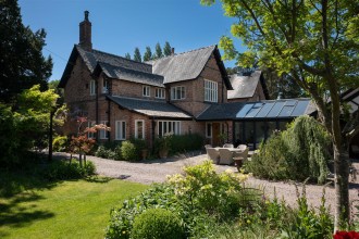 Altrincham Road, Styal, Wilmslow