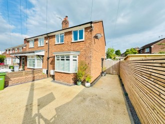 Gail Close, Alderley Edge