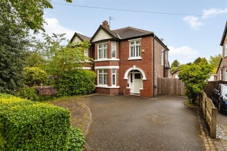 Knutsford Road, Wilmslow